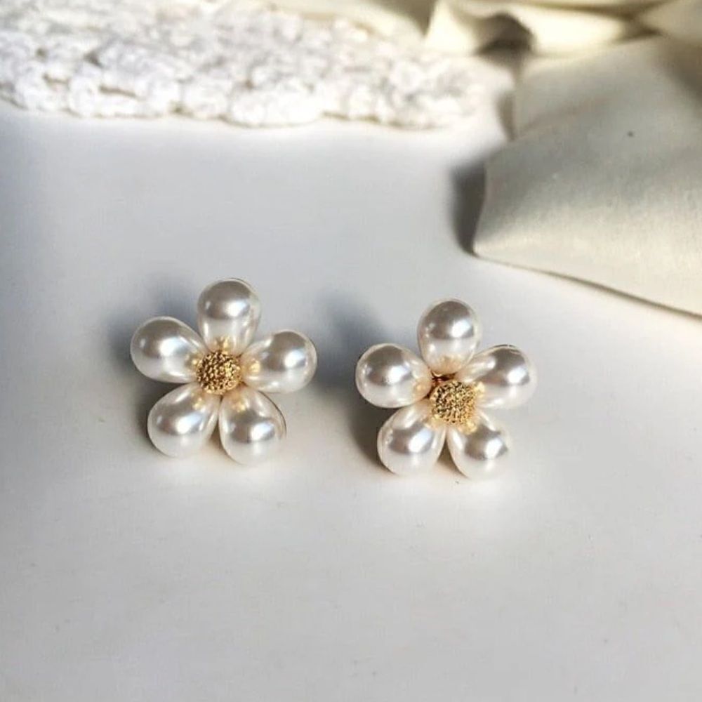 Pearl flower earrings  N192